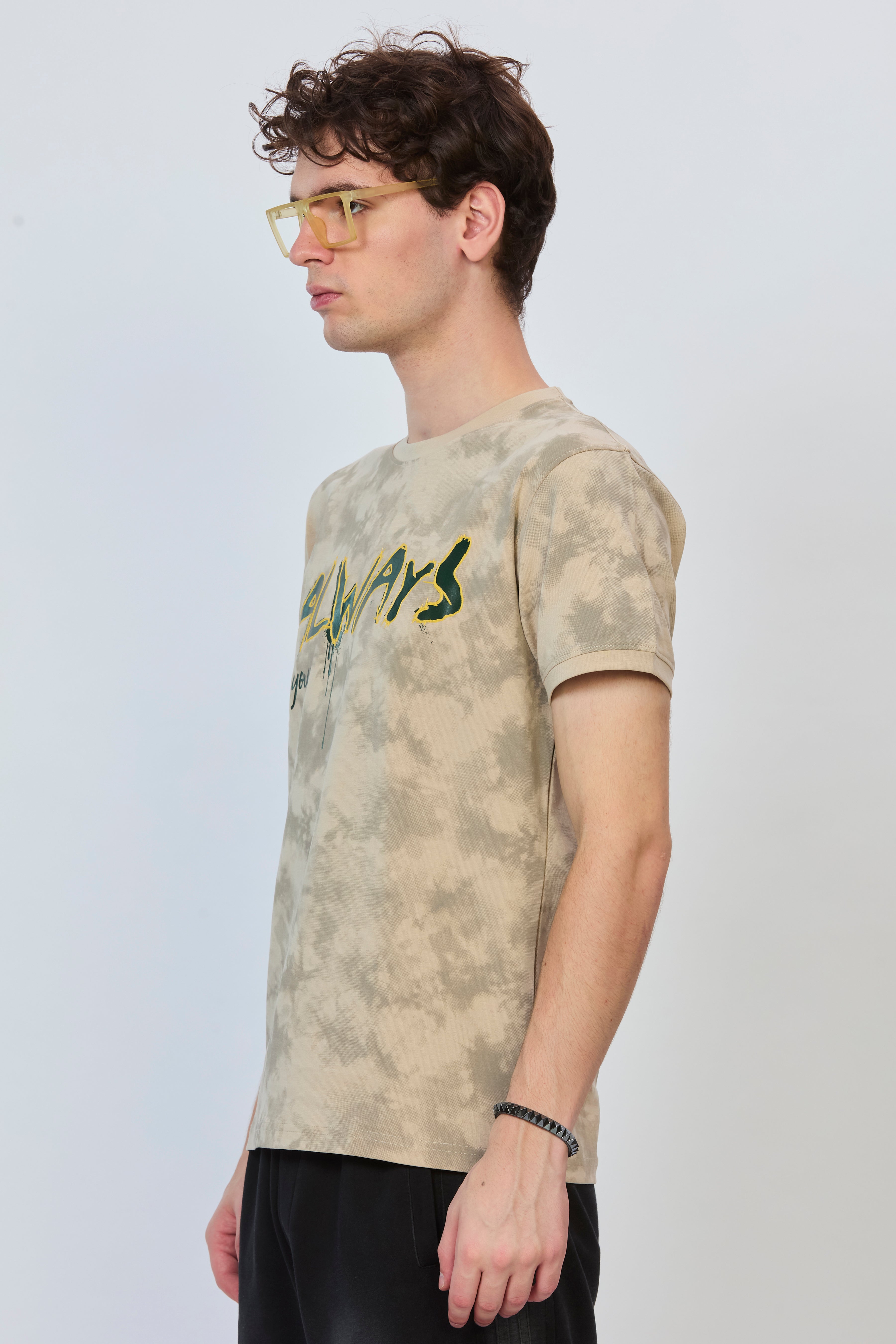 Graffiti Cloud All-Over T-shirt
