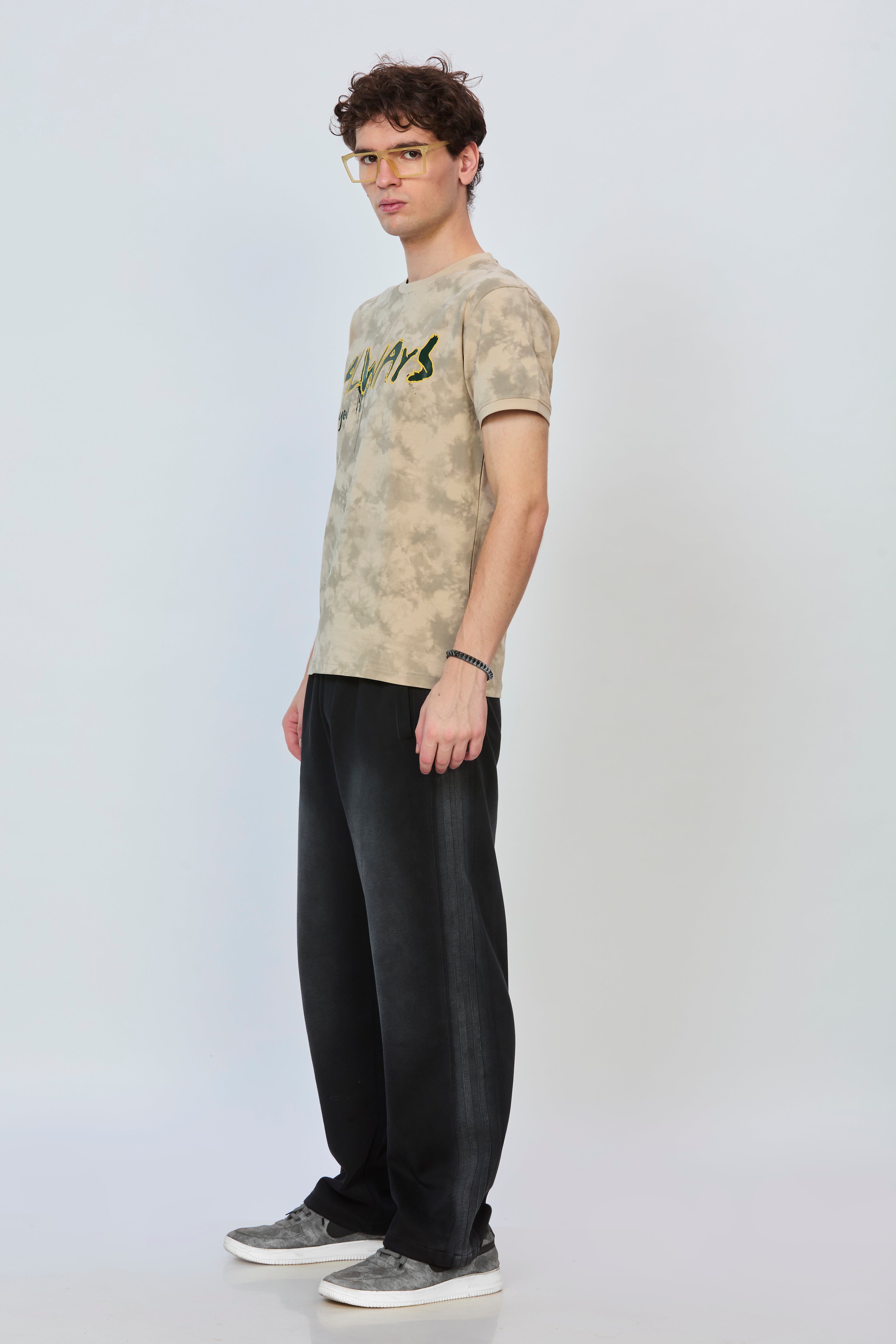 Graffiti Cloud All-Over T-shirt