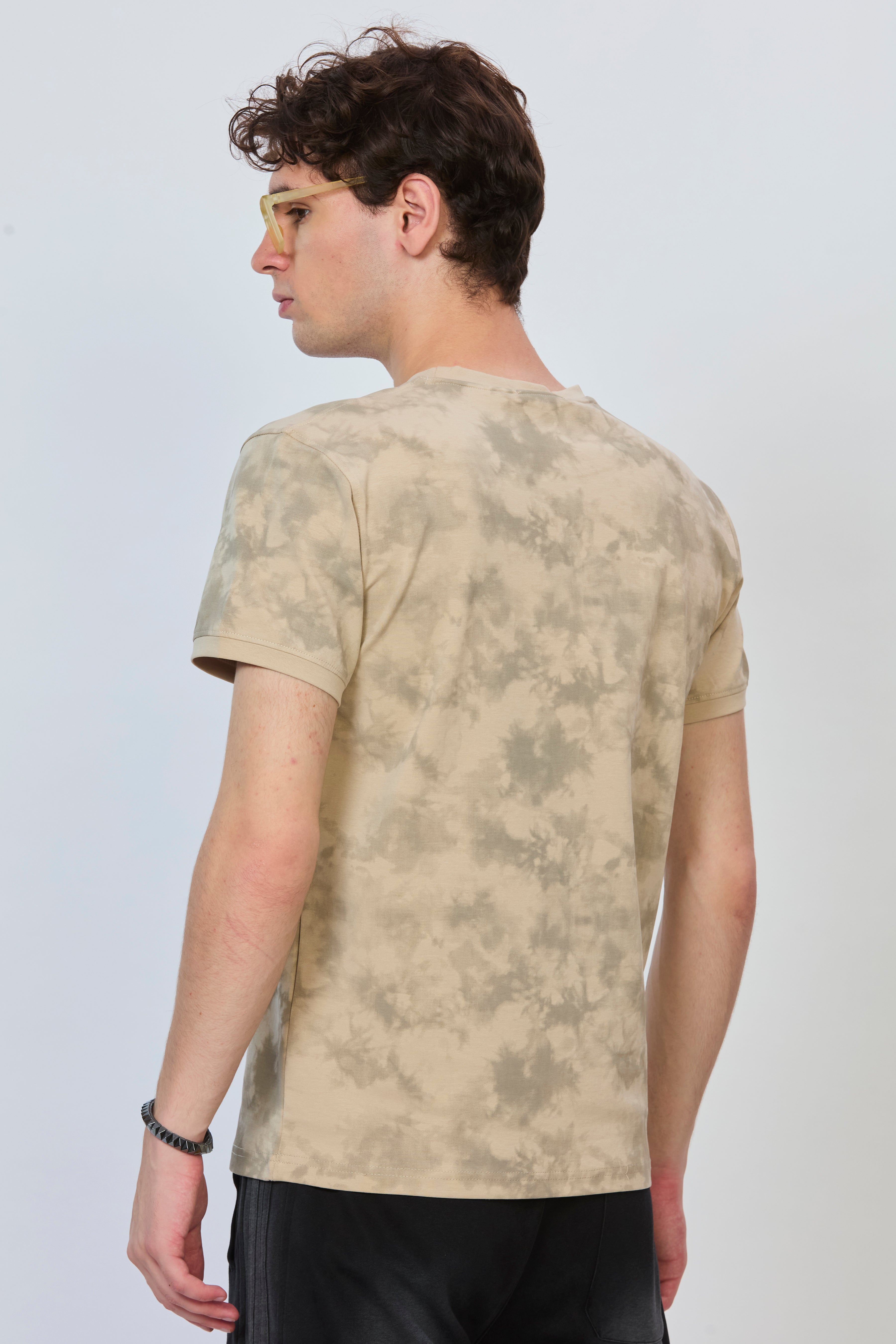 Graffiti Cloud All-Over T-shirt